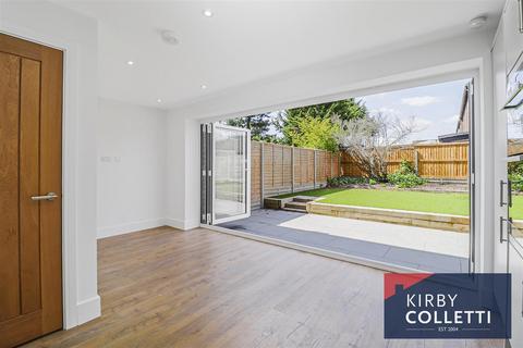undefined, Frenchs Close, Stanstead Abbotts, Ware