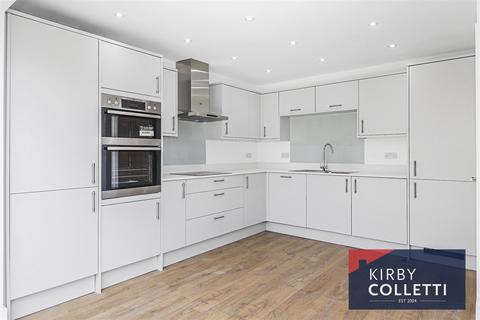 undefined, Frenchs Close, Stanstead Abbotts, Ware