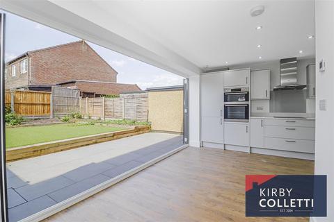 undefined, Frenchs Close, Stanstead Abbotts, Ware