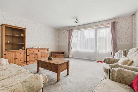 3 bedroom detached bungalow for sale, Chestnut Road, Diss IP21