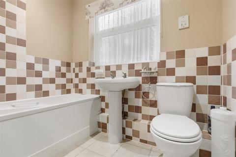 3 bedroom detached bungalow for sale, Chestnut Road, Diss IP21