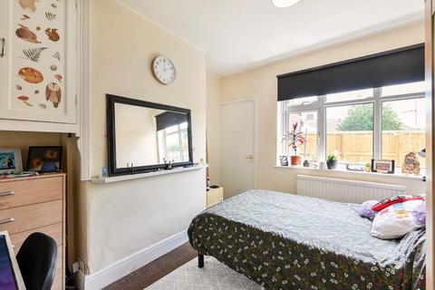 3 bedroom semi-detached house to rent, Hambleton Avenue, Osbaldwick Lane, York, YO10