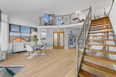 2 bedroom apartment for sale, Grove Road, The Mounts, Northampton NN1