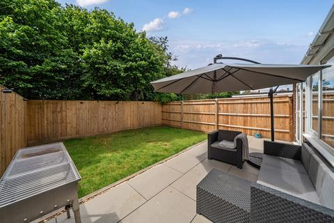 3 bedroom semi-detached house for sale, Maple Way, Dunstable LU6
