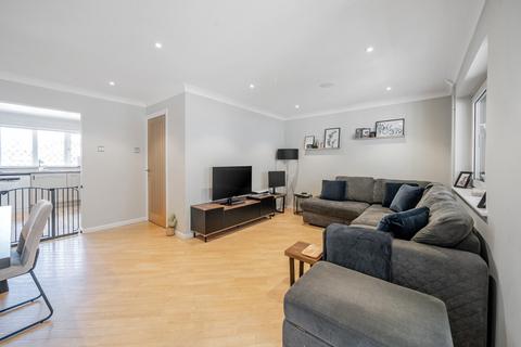 3 bedroom semi-detached house for sale, Maple Way, Dunstable LU6