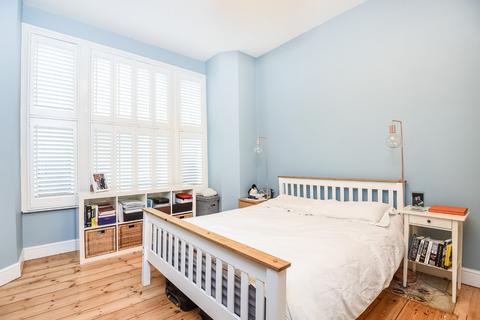 2 bedroom flat to rent, Gladsmuir Road, Whitehall Park, London, N19