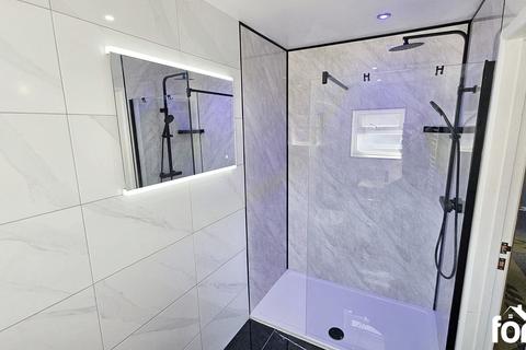 1 bedroom property for sale, Heol Trelai, Caerau, CF5