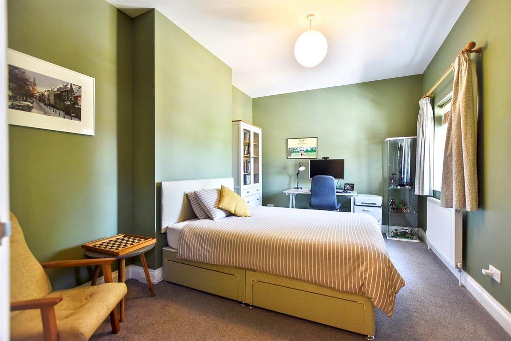 Bedroom 2.jpg