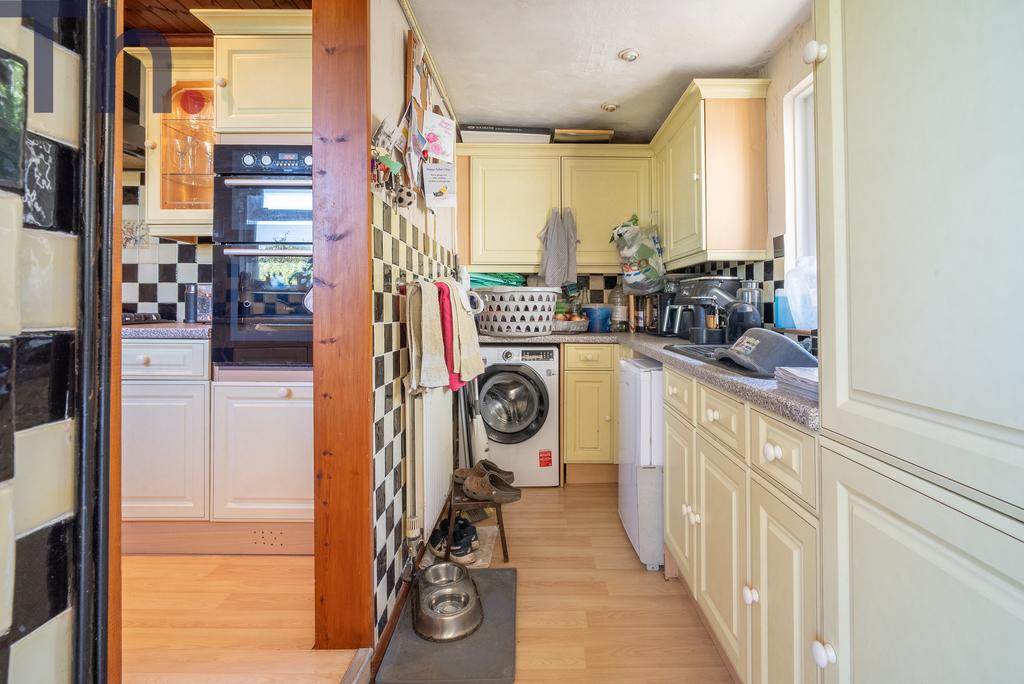 Kitchen &amp; Utility