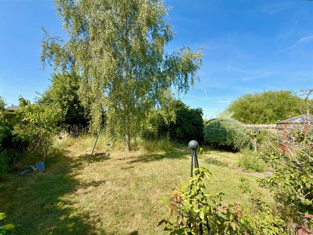GARDEN.jpg