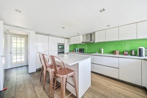 undefined, Finch Lane, Bushey WD23