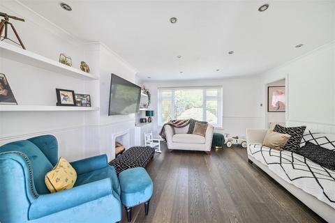 undefined, Finch Lane, Bushey WD23