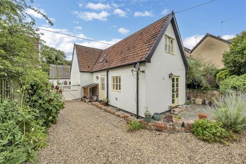 3 bedroom semi-detached house for sale, The Street., Pakenham