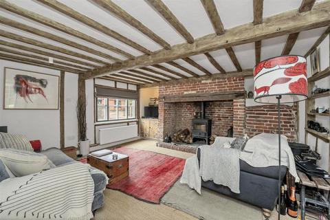 3 bedroom semi-detached house for sale, The Street., Pakenham