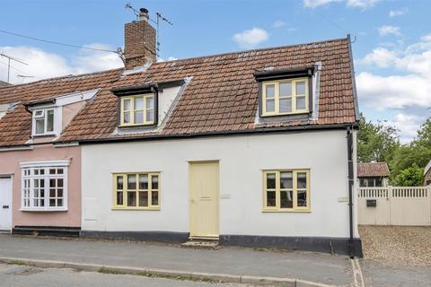 3 bedroom semi-detached house for sale, The Street., Pakenham