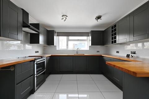 3 bedroom semi-detached house for sale, Eastbourne BN22