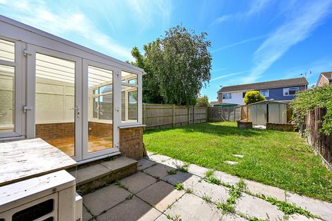 39 Badlesmere Road, Eastbourne, BN22 8TW