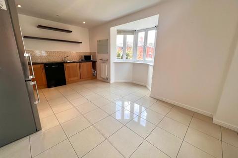 10 Acorn Close, Northampton, NN5 4BD