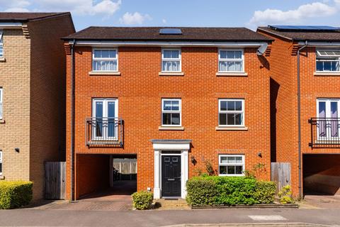 4 bedroom detached house for sale, Lancaster Lane, Saffron Walden