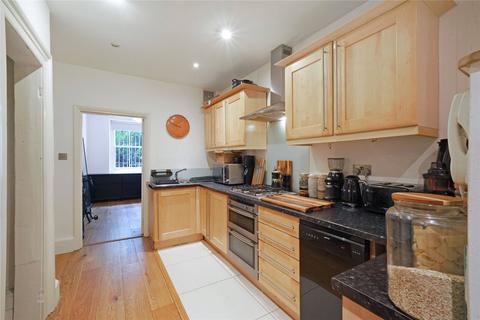 38d Hilldrop Road, London, N7 0JE