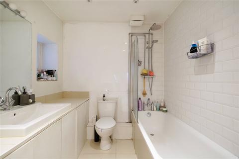 38d Hilldrop Road, London, N7 0JE