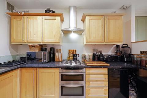 38d Hilldrop Road, London, N7 0JE