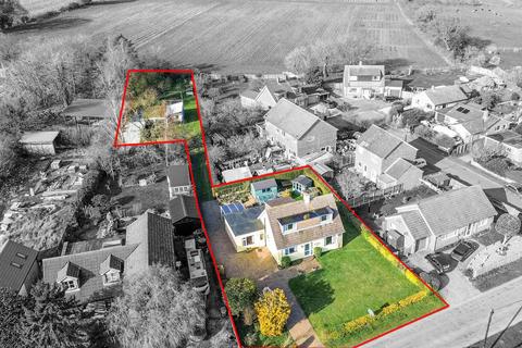 3 bedroom detached house for sale, Development Potential in Gressenhall