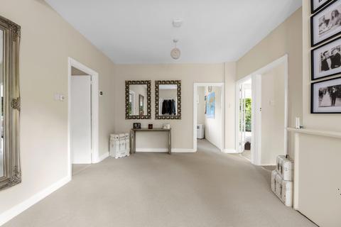 Linden Lea Southfields Road, Woldingham, Caterham, CR3 7BG