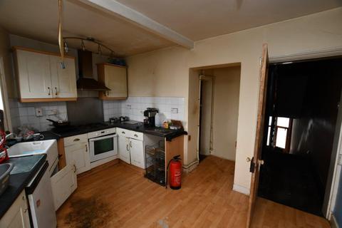 Mixed use for sale, 11 Station Square, Lowestoft, Suffolk NR32 1BA
