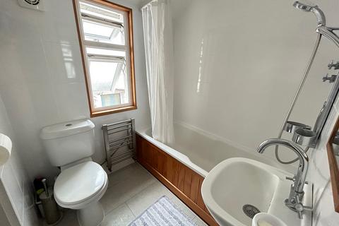 1 bedroom end of terrace house to rent, Croydon CR8