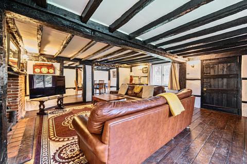 3 bedroom detached house to rent, Reading Road, Wokingham RG41