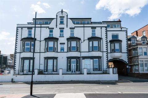 3 bedroom apartment for sale, Esplanade, Whitley Bay