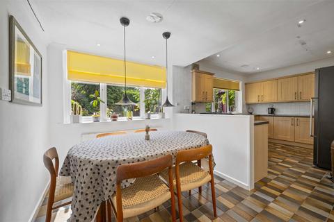 Hunters Heights Station Road, Claverdon, Warwick, CV35 8PH