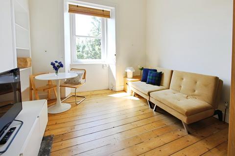 1 bedroom flat to rent, Albert Street, Edinburgh EH7