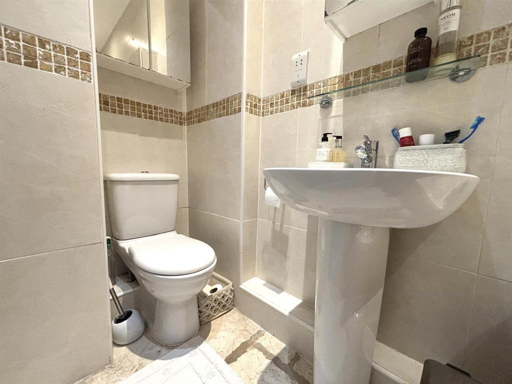 Toilet stp.jpg