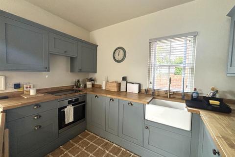 2 bedroom apartment to rent, St. Peters Grove, Off Bootham