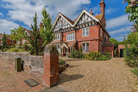 6 bedroom detached house for sale, Denton Road, Eastbourne, East Sussex