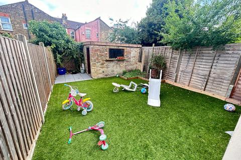 1 bedroom terraced house to rent, Croydon CR0