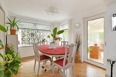 3 bedroom detached house for sale, Crofton Rise, Dronfield, Derbyshire, S18