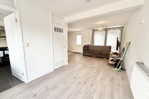 2 bedroom terraced house to rent, Earls Field, RAF Lakenheath, Suffolk, IP27