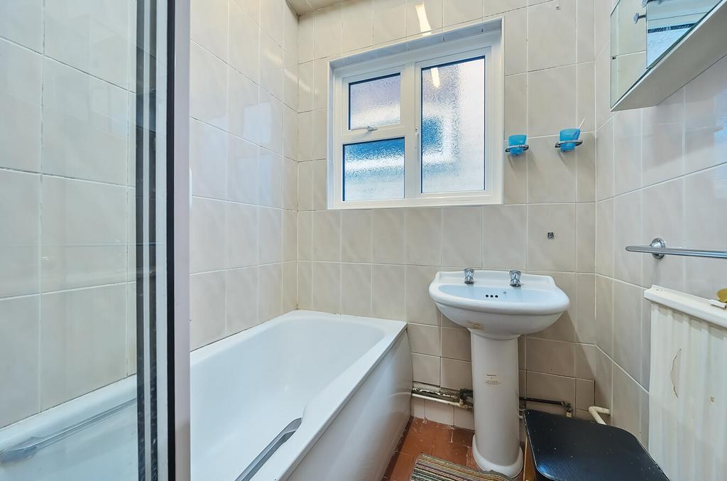 1320144-11-686eb1...