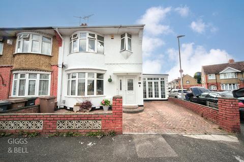 5 bedroom semi-detached house for sale, Nunnery Lane, Luton, Bedfordshire, LU3 1XA