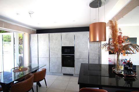 4 bedroom detached house for sale, Felton BS40