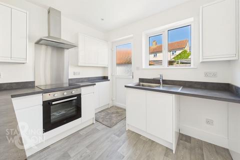 3 bedroom semi-detached house for sale, Becclesgate, Dereham
