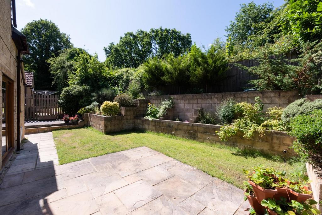 4 The Orchard, Westfield Park South, Newbridge, Ba