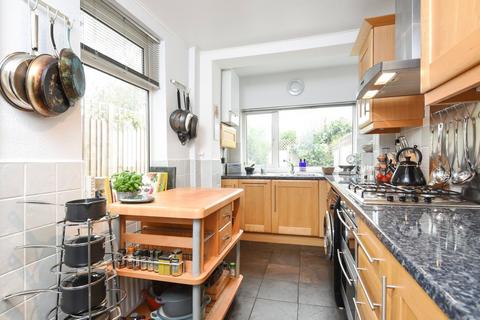 undefined, Portland Road, Kingston Upon Thames, KT1