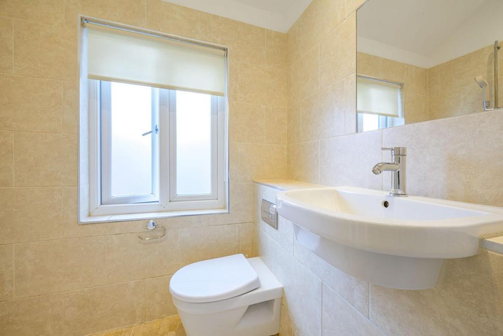 Upstairs Wet Room 2