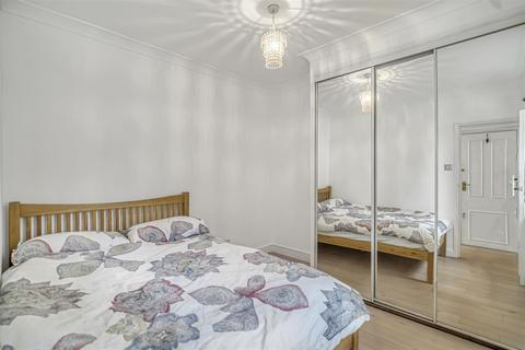 2 bedroom flat for sale, Sheen Lane, East Sheen, SW14