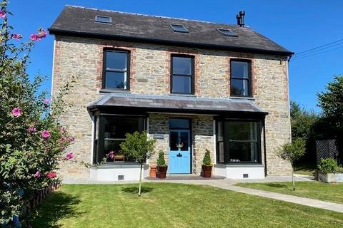 4 bedroom detached house for sale, Salem Road, St Clears, Carmarthen
