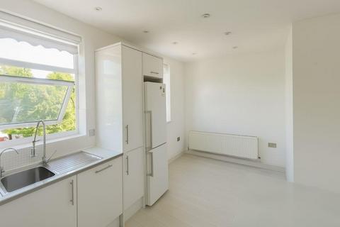 2 bedroom flat to rent, Fore Street, Edmonton, N9